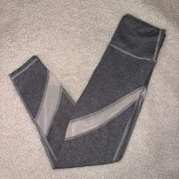 Aerie Chill Play Move Gray High Rise Leggings with Mesh Panels Size Small NWOT - Picture 1 of 11
